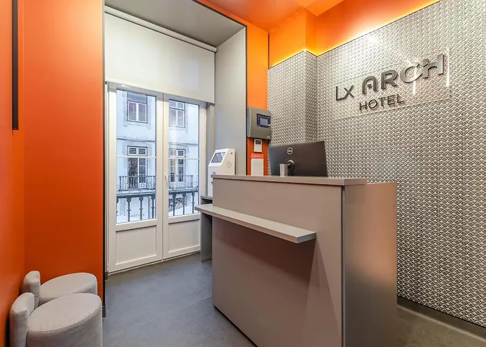 Lx Arch Hotell 3*
